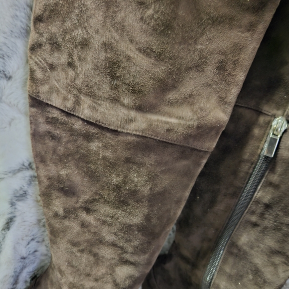Victoria's Secrets Brown Suede Boots - Picture 5 of 11